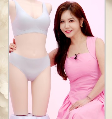 VIVIEN 라이브커머스 영상 보기